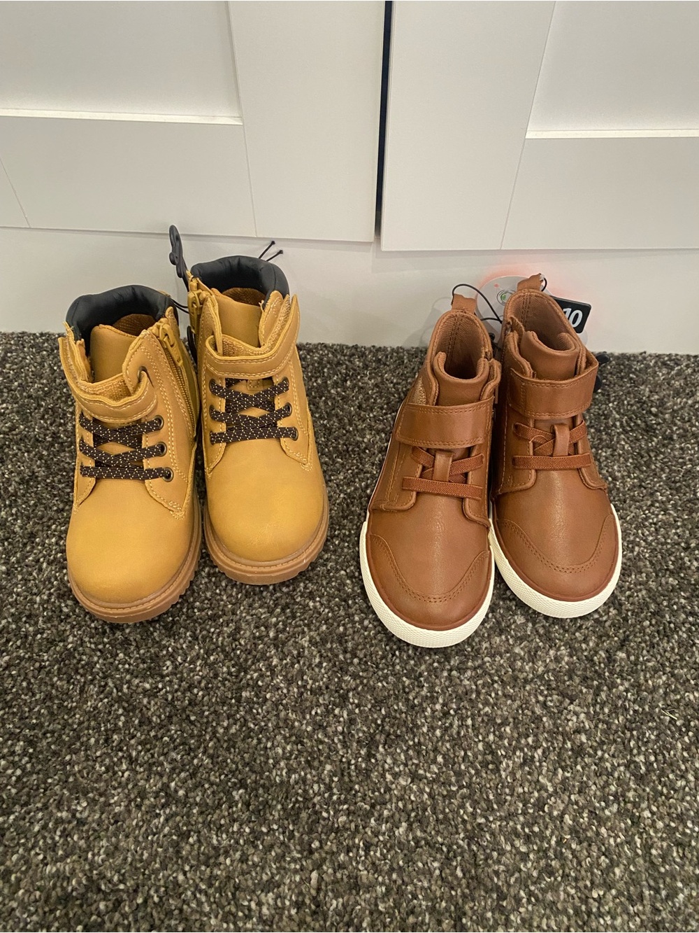 New! Wonder nation toddler boys size 10 set of 2
Shoes